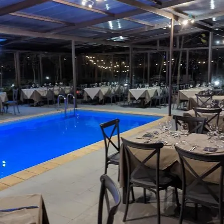 فندق مبيت وإفطار Fattoria Il Laghetto 3*