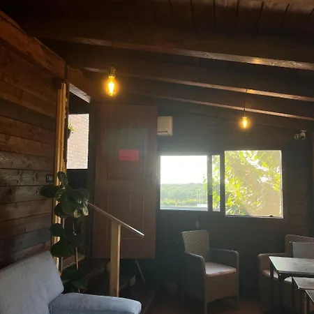 فندق مبيت وإفطار Fattoria Il Laghetto لاميزيا تيرمي