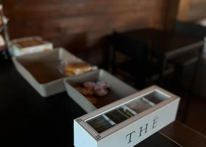 Fattoria Il Laghetto Alojamento de Acomodação e Pequeno-almoço 3*