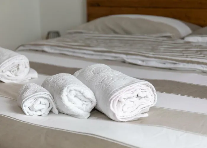 Alojamento de Acomodação e Pequeno-almoço Fattoria Il Laghetto Lamezia Terme